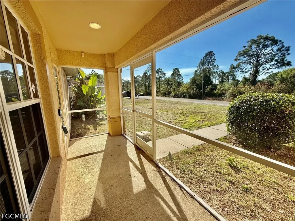 103 E 11th Street Lehigh Acres FL 33972