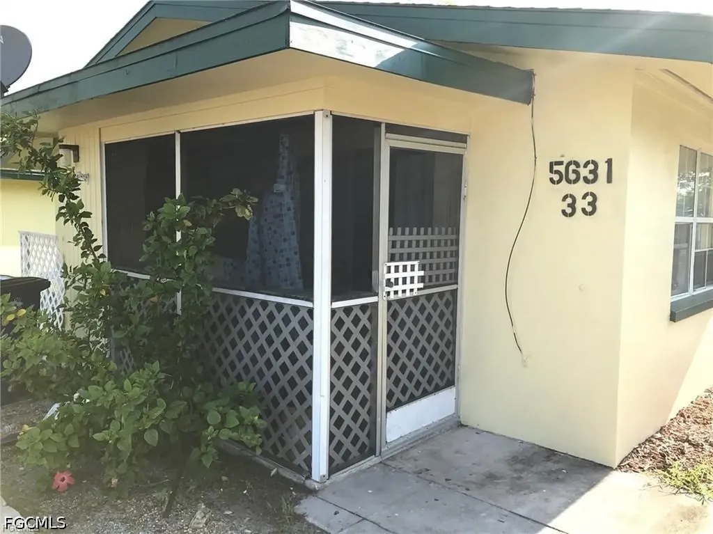 5631 10th Avenue Fort Myers FL 33907