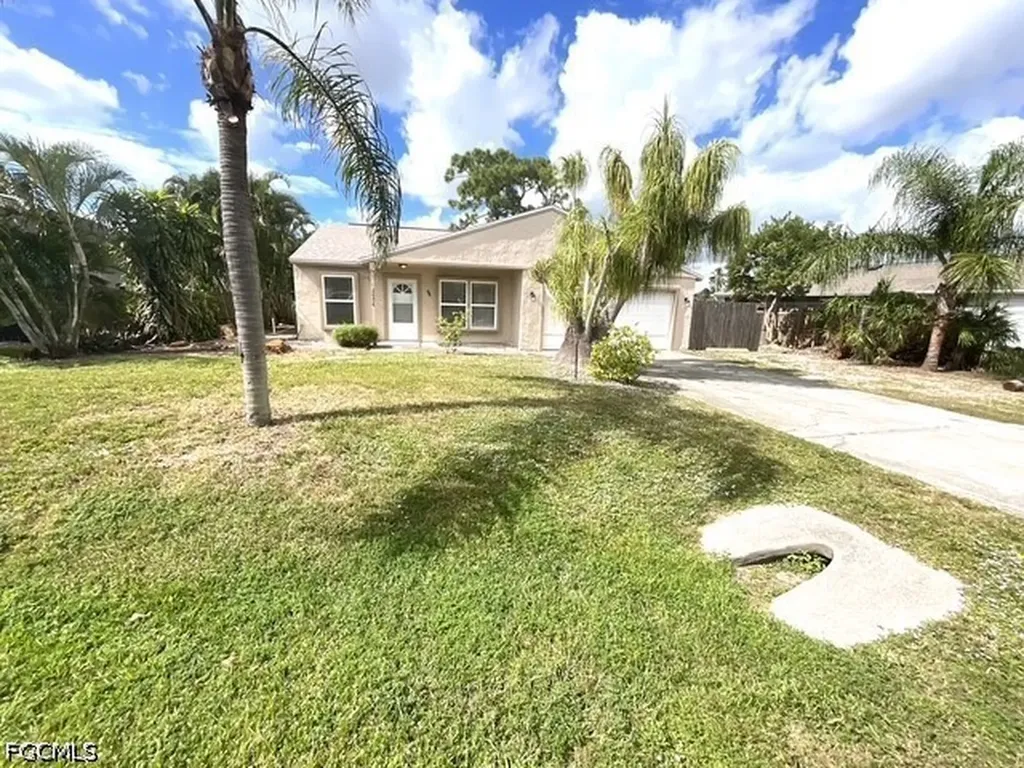 17376 Delaware Road Fort Myers FL 33967