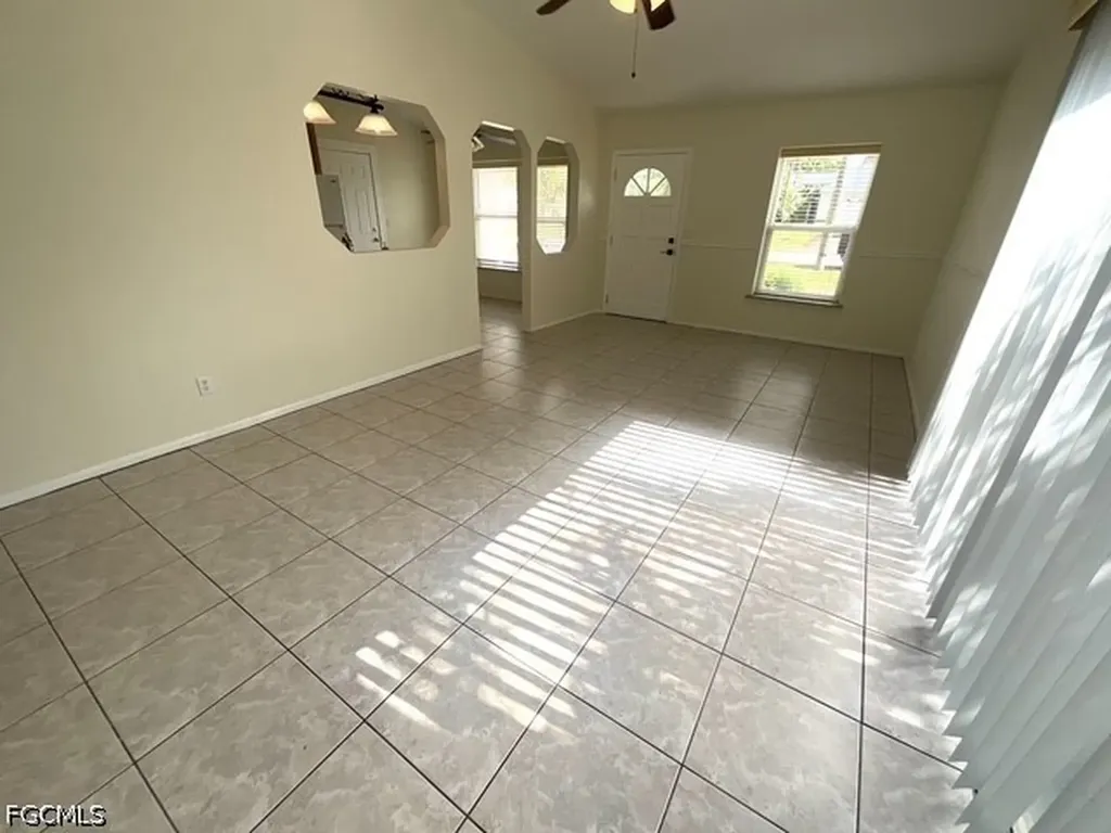 17376 Delaware Road Fort Myers FL 33967