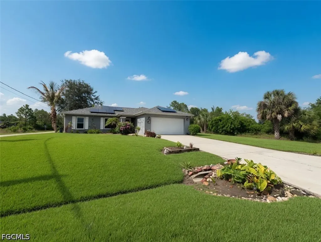 3218 43rd Street W Lehigh Acres FL 33971