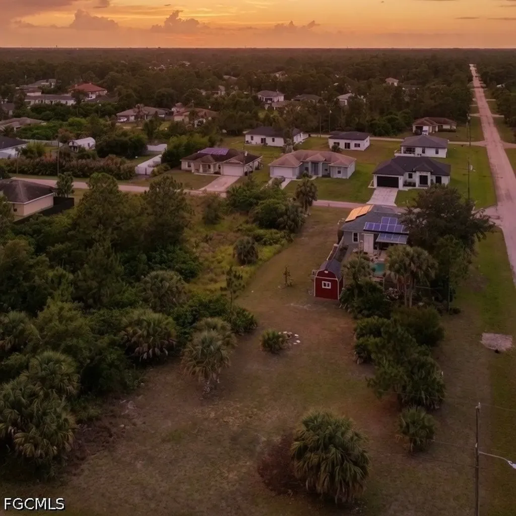 3218 43rd Street W Lehigh Acres FL 33971