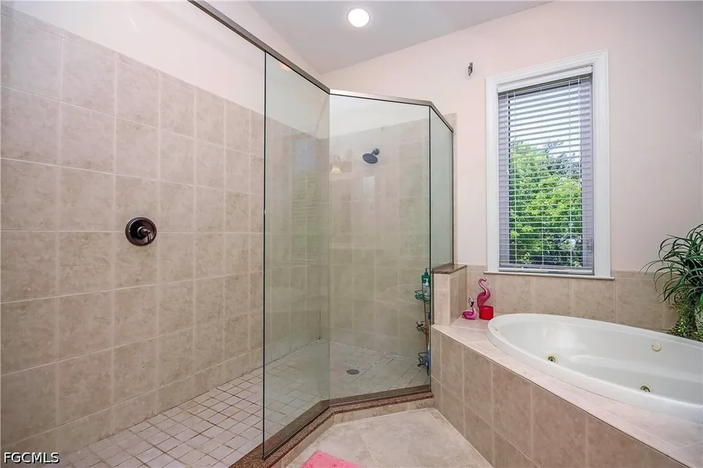 1066 Bailey Road Sanibel FL 33957