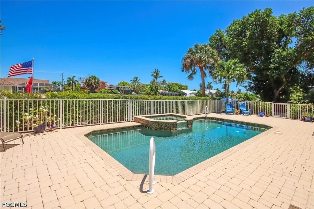 1066 Bailey Road Sanibel FL 33957