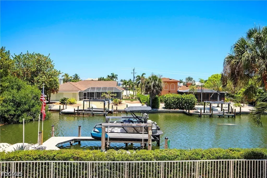 1066 Bailey Road Sanibel FL 33957
