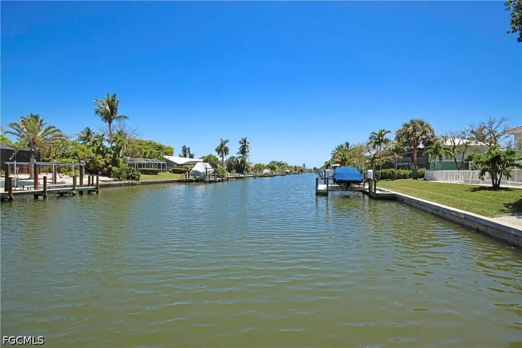 1066 Bailey Road Sanibel FL 33957