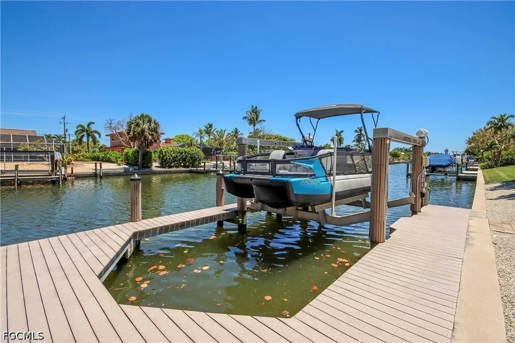 1066 Bailey Road Sanibel FL 33957