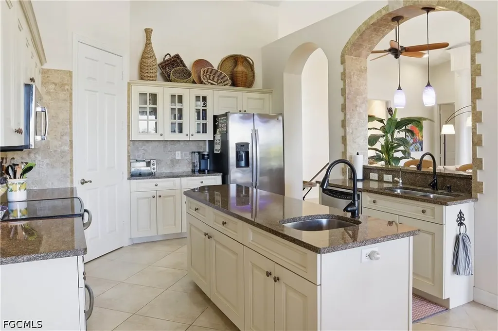 1066 Bailey Road Sanibel FL 33957