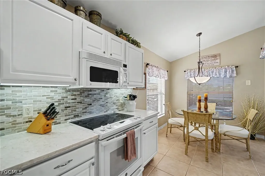 10032 Oakhurst Way Fort Myers FL 33913