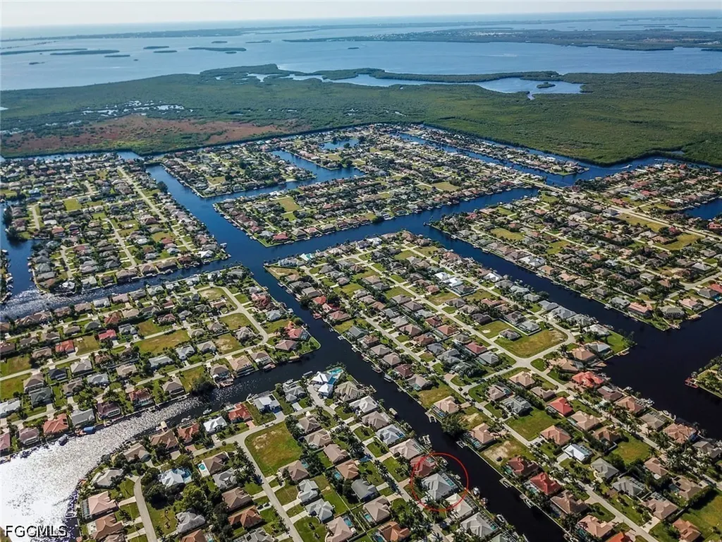 4824 SW 24th Place Cape Coral FL 33914