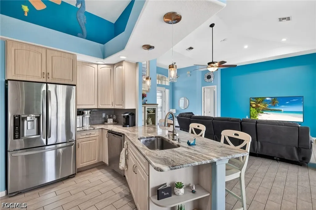 2334 SW Trafalgar Parkway Cape Coral FL 33991