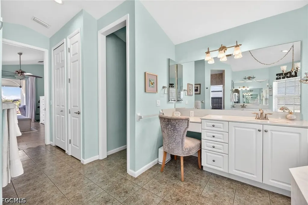 2334 SW Trafalgar Parkway Cape Coral FL 33991