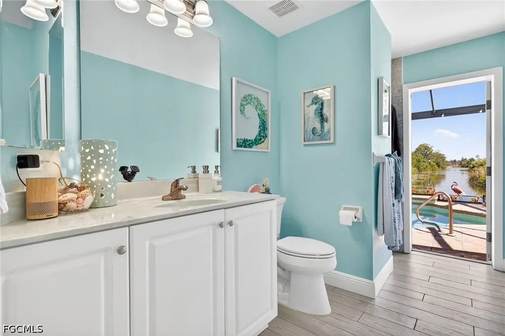 2334 SW Trafalgar Parkway Cape Coral FL 33991
