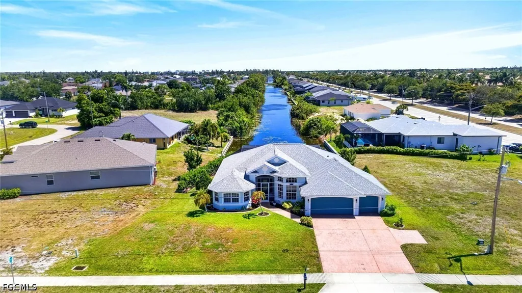 2334 SW Trafalgar Parkway Cape Coral FL 33991