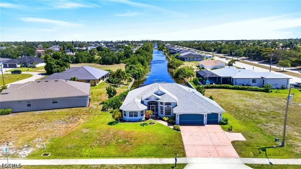 2334 SW Trafalgar Parkway Cape Coral FL 33991
