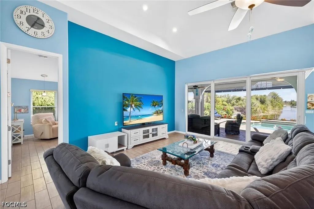 2334 SW Trafalgar Parkway Cape Coral FL 33991