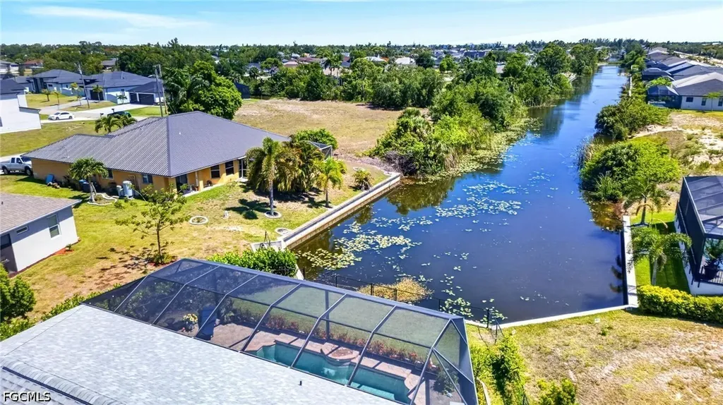 2334 SW Trafalgar Parkway Cape Coral FL 33991