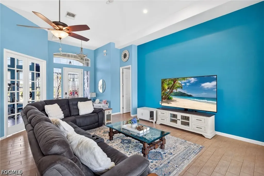 2334 SW Trafalgar Parkway Cape Coral FL 33991