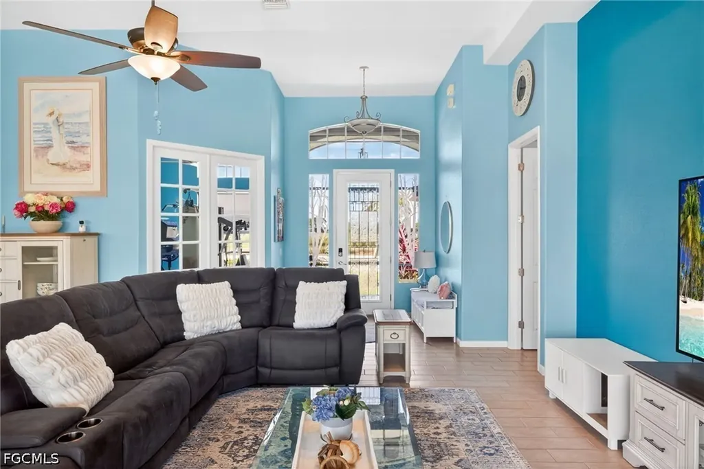 2334 SW Trafalgar Parkway Cape Coral FL 33991
