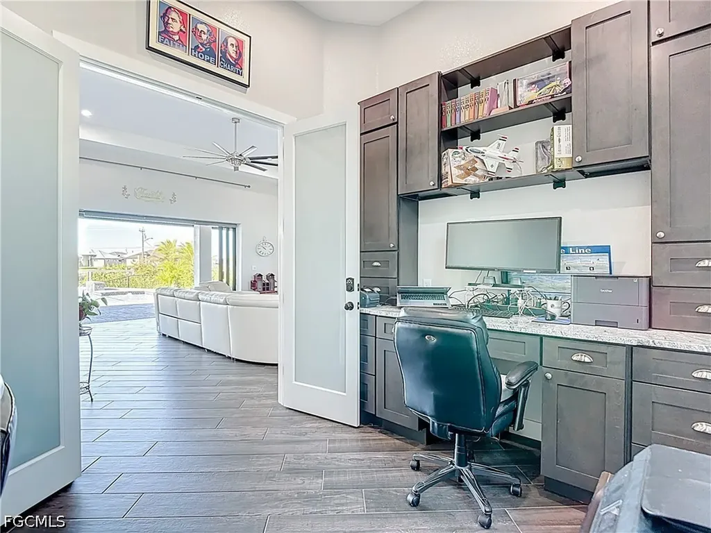 3900 Gulfstream Parkway Cape Coral FL 33993