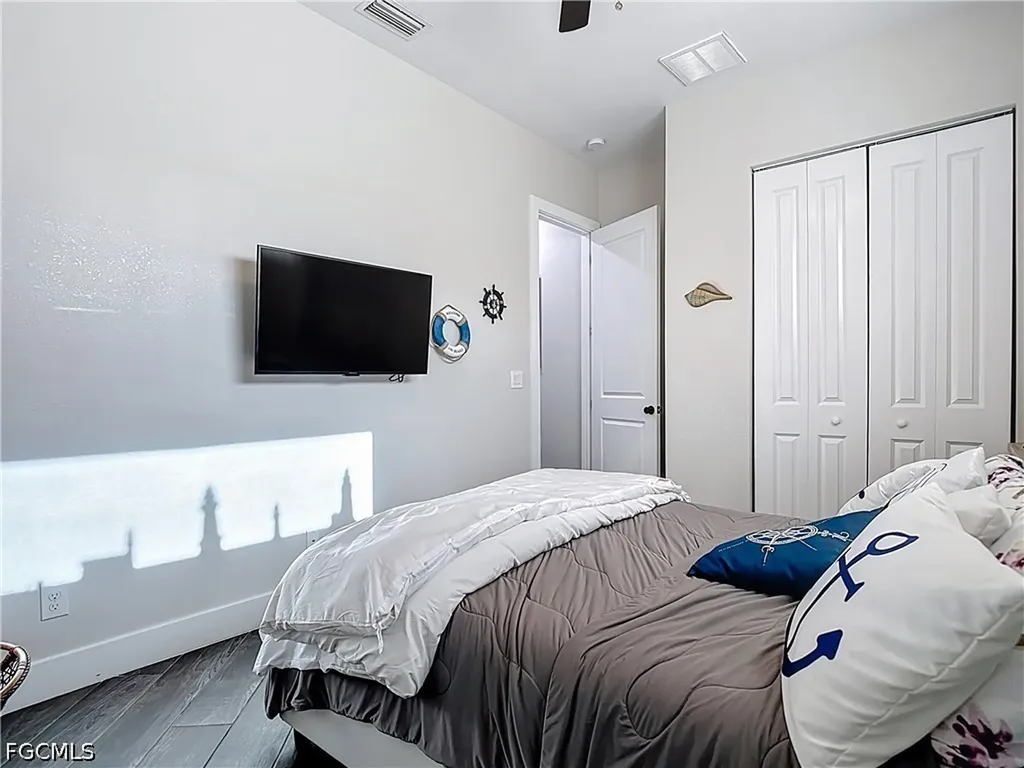 3900 Gulfstream Parkway Cape Coral FL 33993