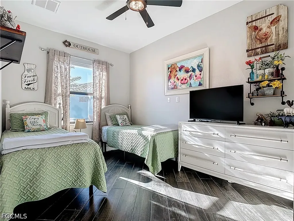 3900 Gulfstream Parkway Cape Coral FL 33993