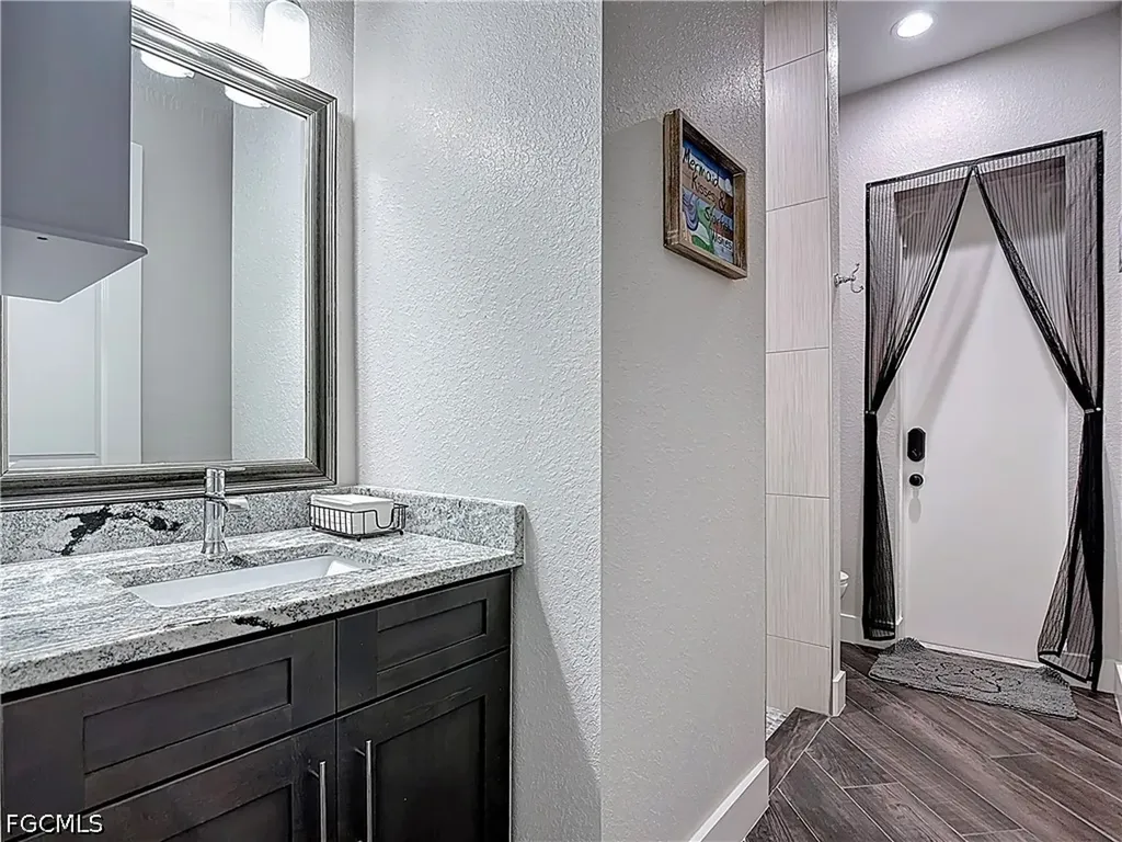 3900 Gulfstream Parkway Cape Coral FL 33993