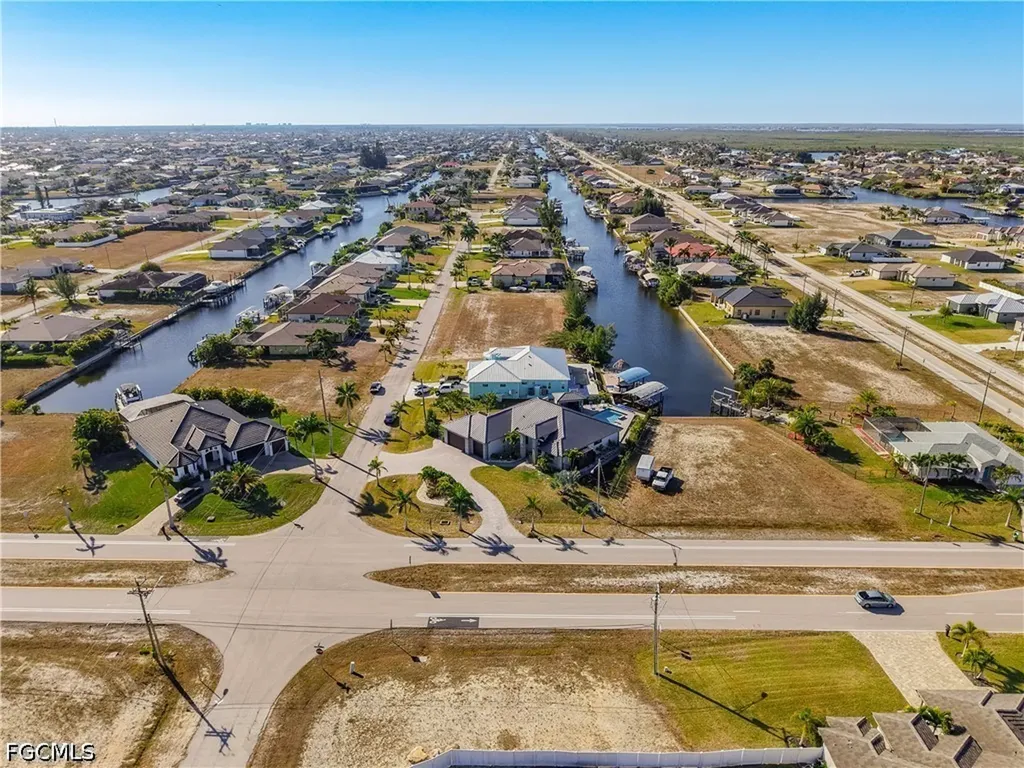 3900 Gulfstream Parkway Cape Coral FL 33993