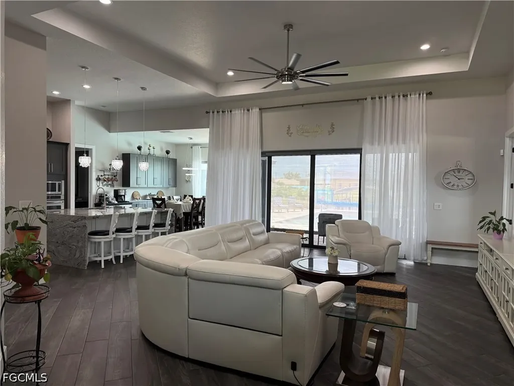 3900 Gulfstream Parkway Cape Coral FL 33993