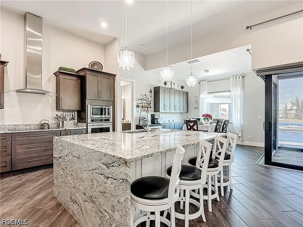 3900 Gulfstream Parkway Cape Coral FL 33993