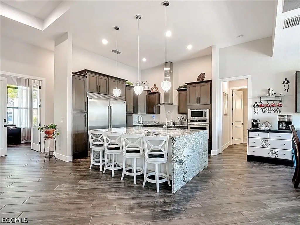 3900 Gulfstream Parkway Cape Coral FL 33993