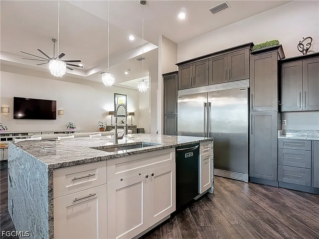 3900 Gulfstream Parkway Cape Coral FL 33993