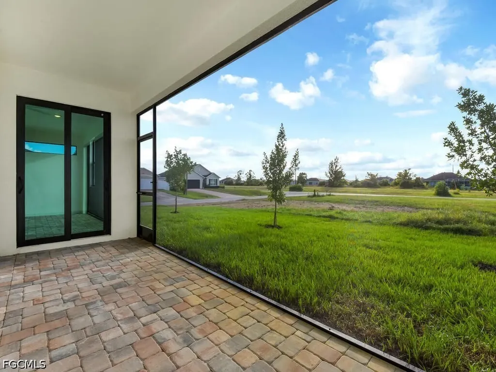 4110 NE 19th Place Cape Coral FL 33909