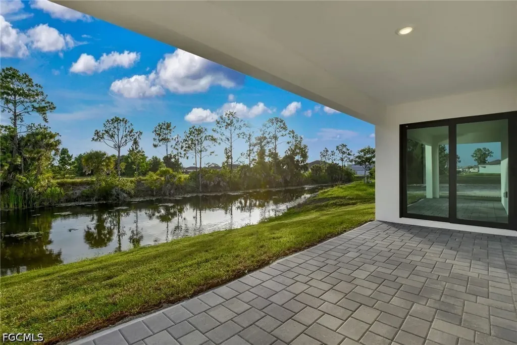 4110 NE 19th Place Cape Coral FL 33909