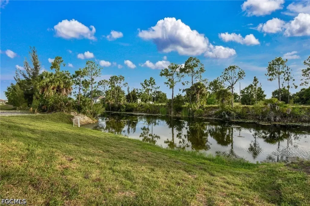 4110 NE 19th Place Cape Coral FL 33909