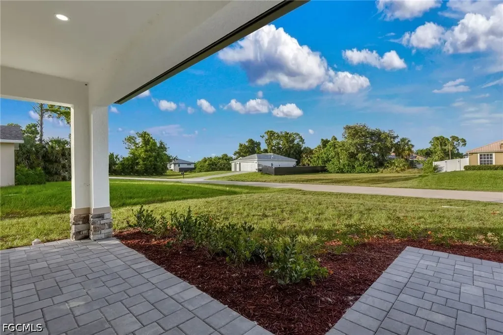 4110 NE 19th Place Cape Coral FL 33909