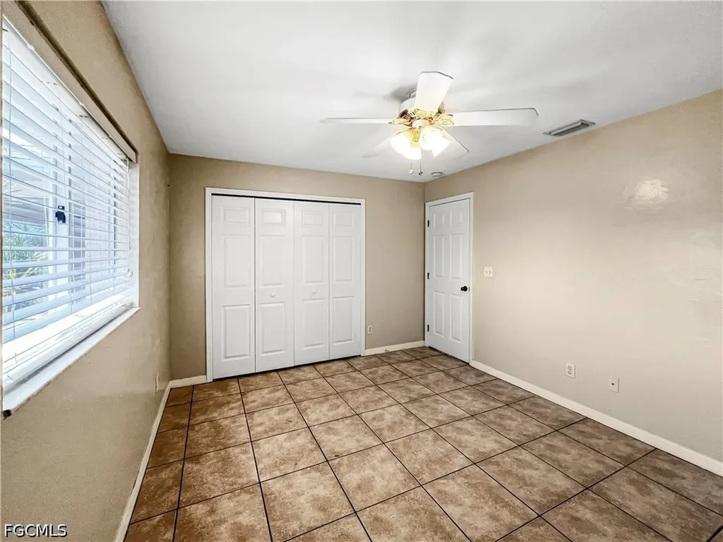 208 SE 17th Street Cape Coral FL 33990