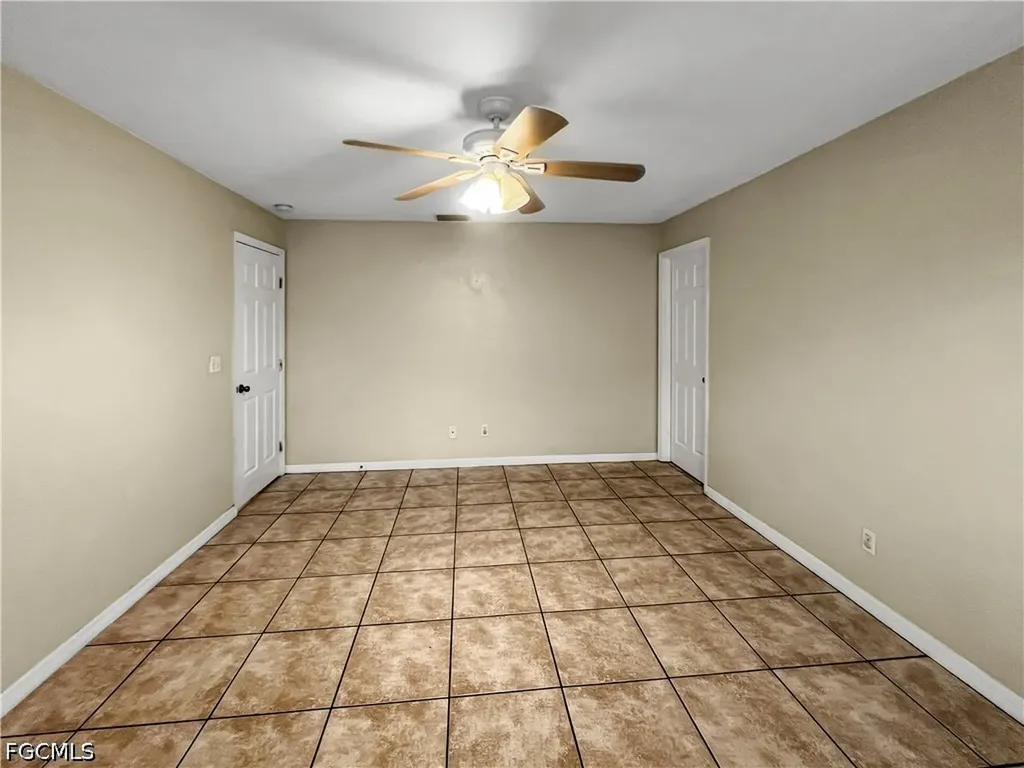 208 SE 17th Street Cape Coral FL 33990