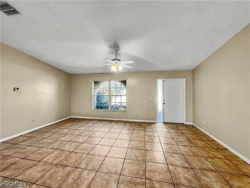 208 SE 17th Street Cape Coral FL 33990