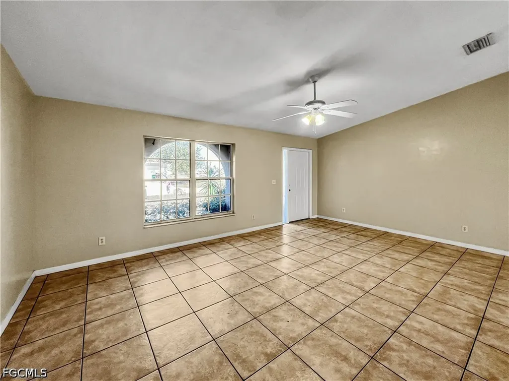 208 SE 17th Street Cape Coral FL 33990