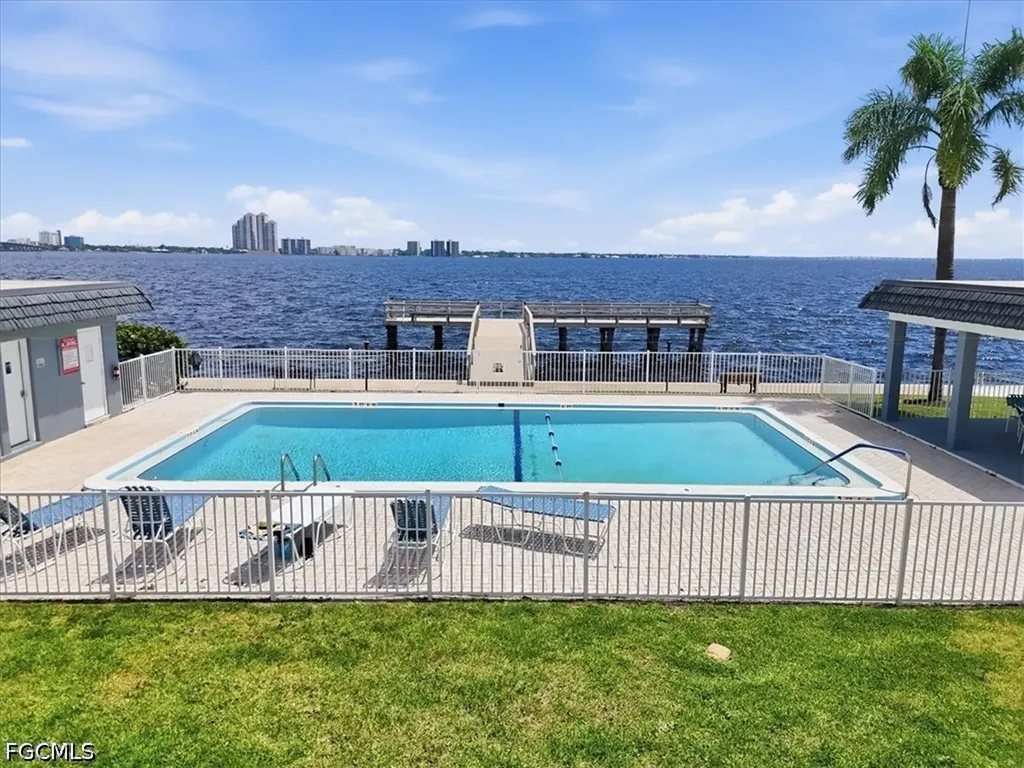 3356 N Key Drive North Fort Myers FL 33903