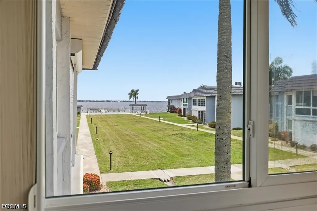 3356 N Key Drive North Fort Myers FL 33903