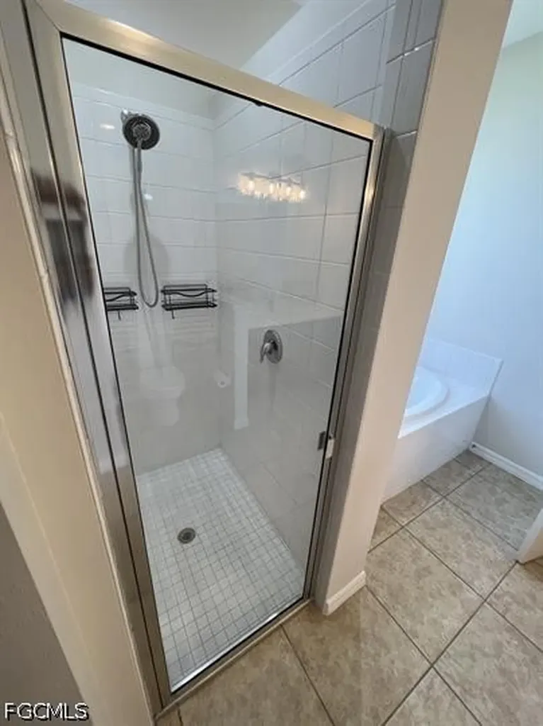 511 NE 19th Place Cape Coral FL 33909