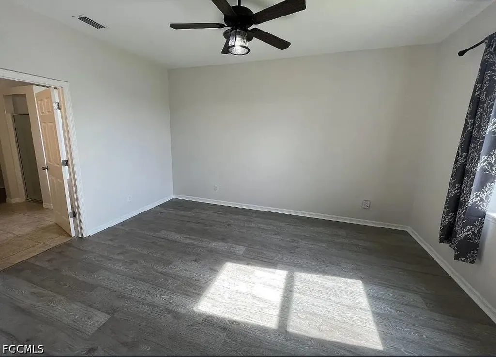 511 NE 19th Place Cape Coral FL 33909