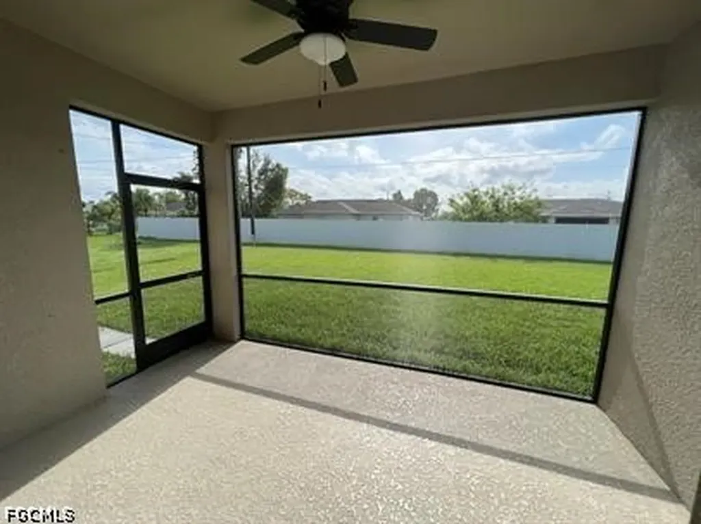 511 NE 19th Place Cape Coral FL 33909