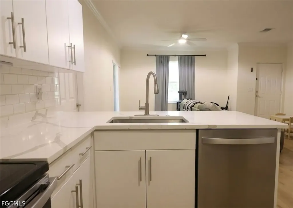 6341 Aragon Way Fort Myers FL 33966