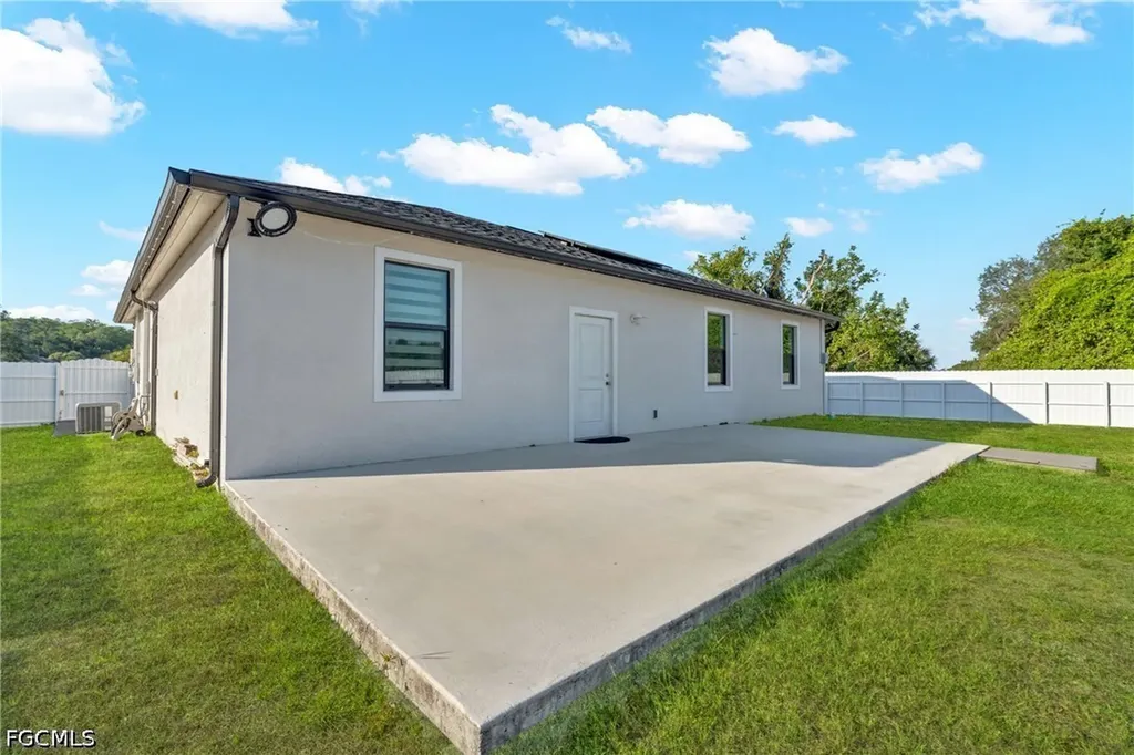 1086 W Leader Court Labelle FL 33935