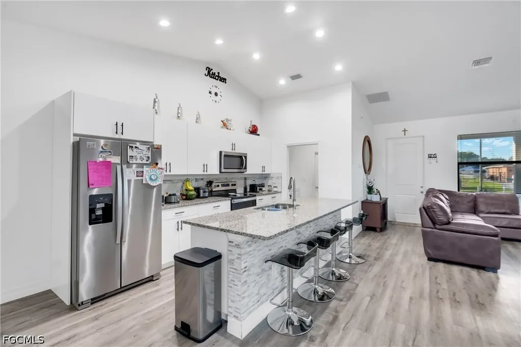 1086 W Leader Court Labelle FL 33935