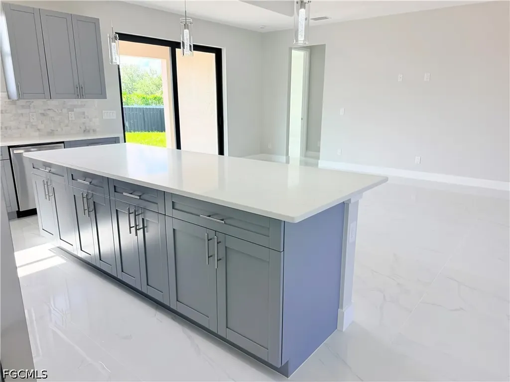 338 SW 28th Avenue Cape Coral FL 33991