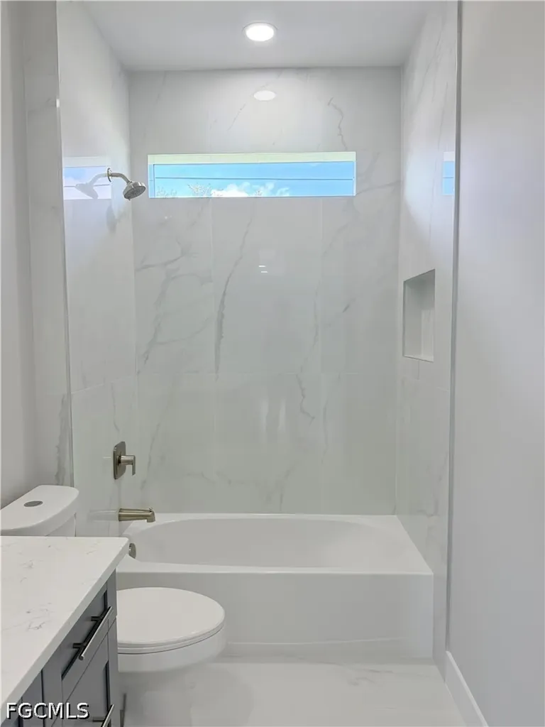 338 SW 28th Avenue Cape Coral FL 33991